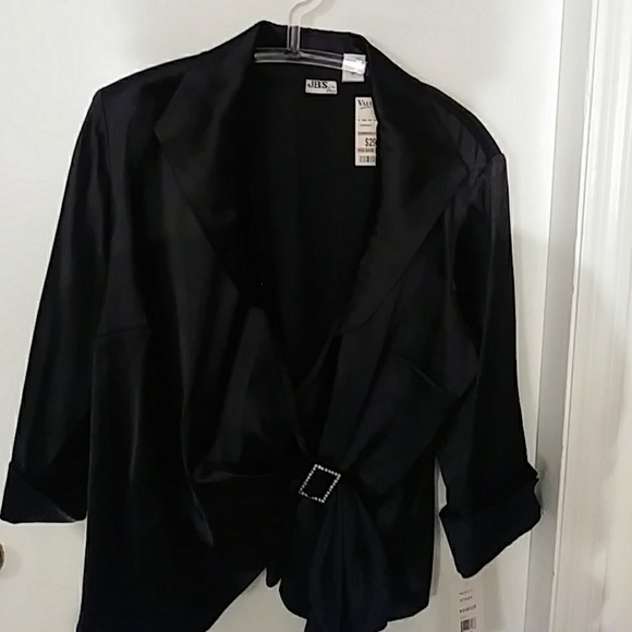 **Price drop** Gorgeous black satin wrap top - Picture 1 of 4